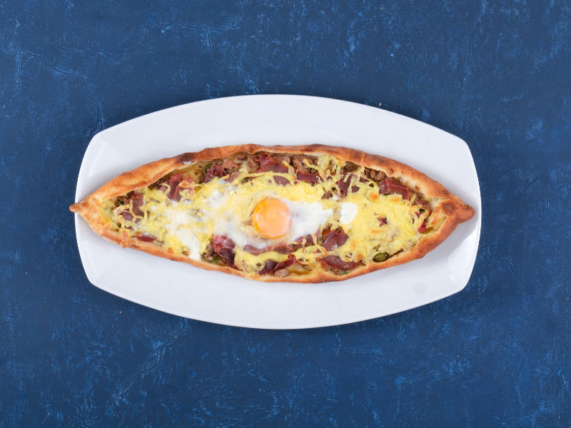 Açık Pastırmalı  Pide